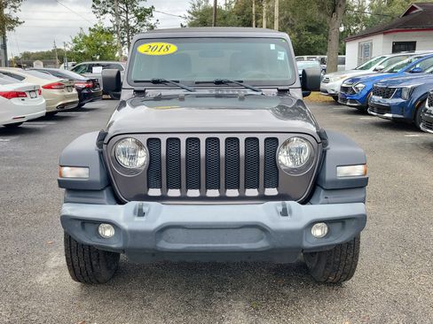 Used 2018 Jeep Wrangler Unlimited Sport image 2
