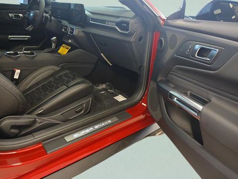 Used 2024 Ford Mustang GT Premium w/ GT Performance Package image 24