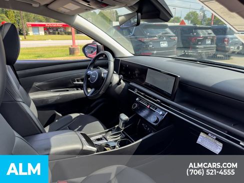 Used 2025 Hyundai Tucson SEL FWD image 17