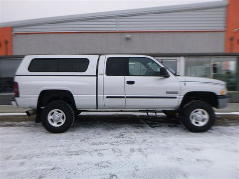 Used 2001 Dodge Ram 2500 Truck SLT Laramie image 5