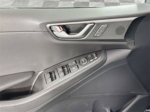 Used 2020 Hyundai Ioniq Limited image 23
