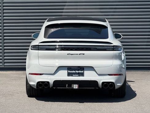 New 2026 Porsche Cayenne GTS AWD/4WD image 6