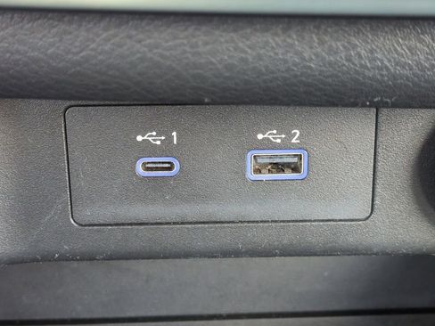 Used 2023 Nissan Rogue SV FWD image 22