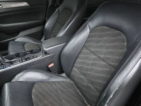 Used 2018 Hyundai Sonata Sport w/ Tech Package 05 FWD image 23