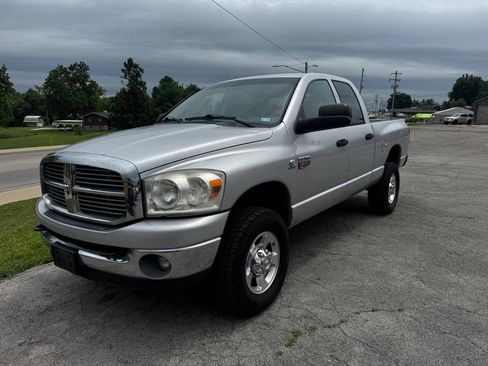 Used 2008 Dodge Ram 2500 Truck SLT w/ Popular Equipment Group AWD/4WD image 3