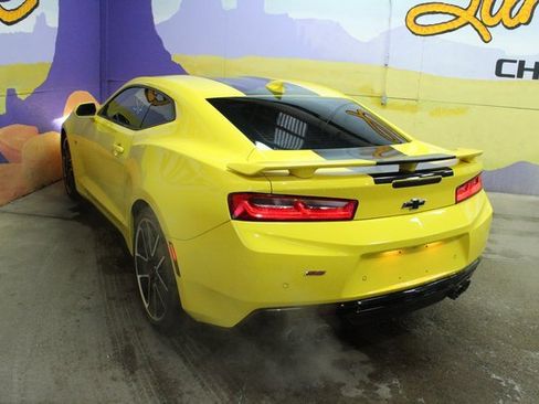 Used 2016 Chevrolet Camaro SS image 6