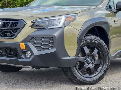 Used 2024 Subaru Outback Wilderness AWD/4WD image 3