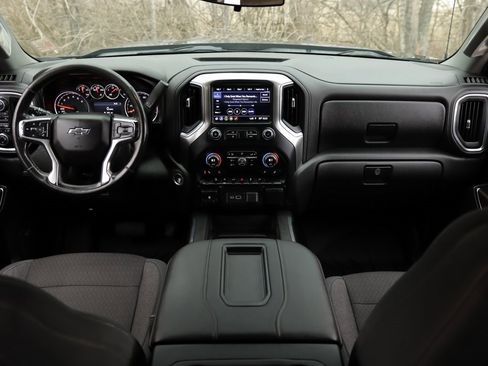Used 2019 Chevrolet Silverado 1500 LT Trail Boss image 21