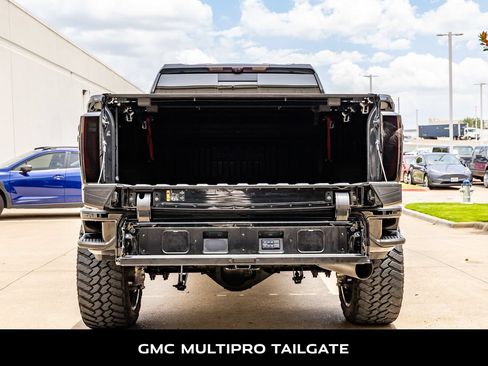 Used 2025 GMC Sierra 2500 Denali Ultimate AWD/4WD image 8