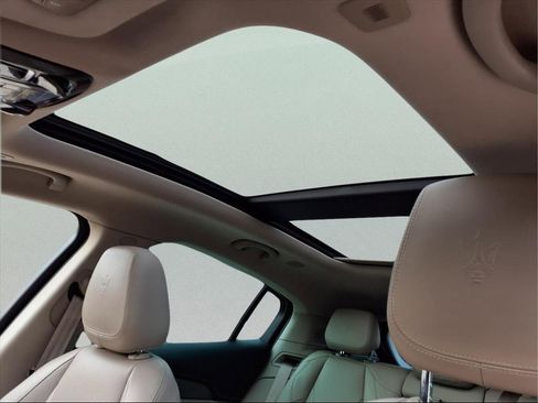 Used 2023 Maserati Grecale GT image 18