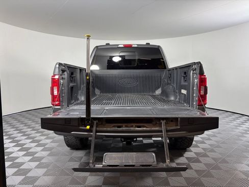 Used 2022 Ford F150 XLT w/ Equipment Group 302A High AWD/4WD image 10