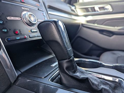 Used 2019 Ford Explorer Sport AWD/4WD image 14