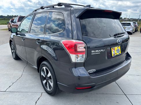 Used 2018 Subaru Forester 2.5i Limited image 6