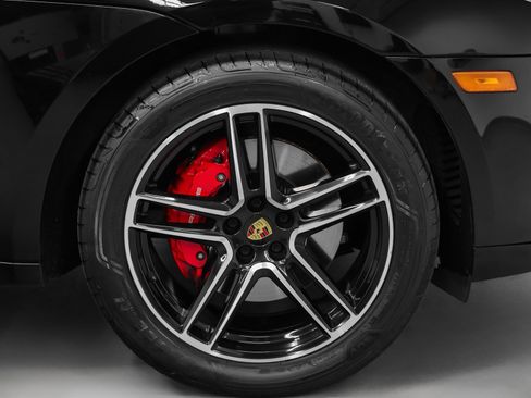 Used 2021 Porsche Macan GTS image 15