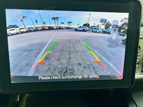 Used 2023 Ford Explorer ST-Line w/ Class IV Trailer Tow Package image 14