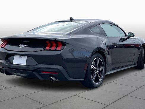 Used 2024 Ford Mustang Coupe image 22