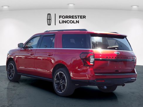 Used 2022 Ford Expedition Max Limited image 5