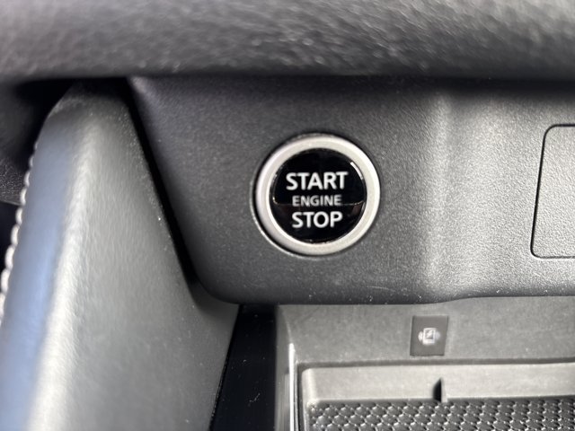 Used 2021 Nissan Rogue Platinum AWD/4WD image 29