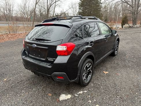 Used 2017 Subaru Crosstrek 2.0i Premium w/ Popular Package #2 image 4