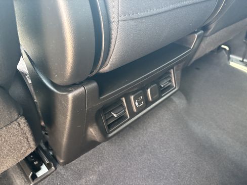 Used 2020 Chevrolet Silverado 1500 LT w/ All-Star Edition AWD/4WD image 17