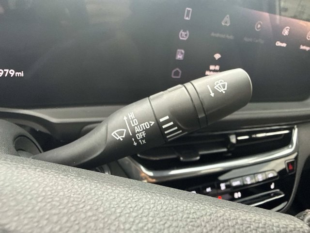 Used 2026 Buick Envista Avenir FWD image 40
