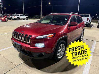 Used 2017 Jeep Cherokee Latitude w/ Safety/Convenience Group