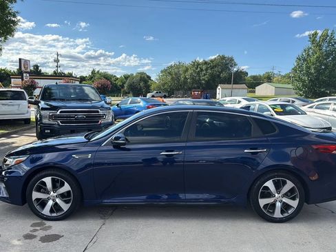 Used 2019 Kia Optima S FWD image 2
