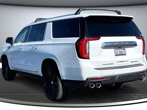 Used 2021 GMC Yukon XL Denali image 4