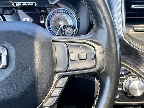 Used 2019 RAM 1500 Limited AWD/4WD image 16