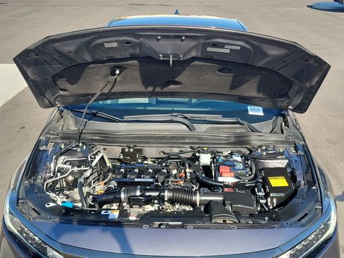 Used 2018 Honda Accord Sport image 31