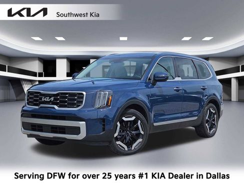 Used 2023 Kia Telluride S FWD image 1
