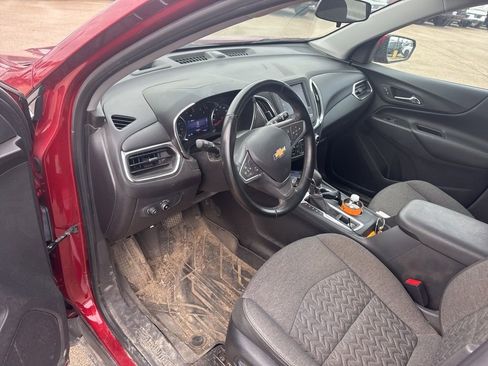 Used 2023 Chevrolet Equinox LT image 33