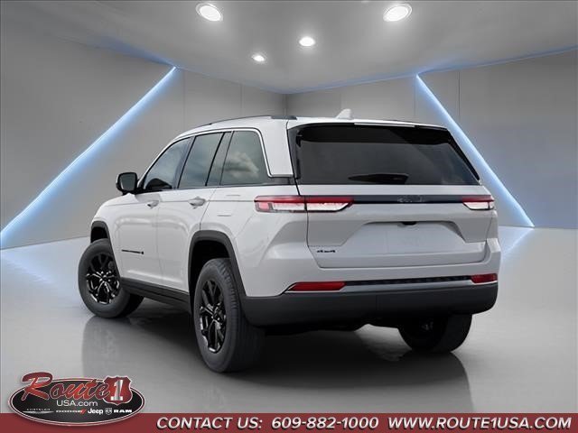 New 2026 Jeep Grand Cherokee Altitude AWD/4WD image 3