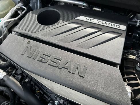 Used 2025 Nissan Rogue SV image 24