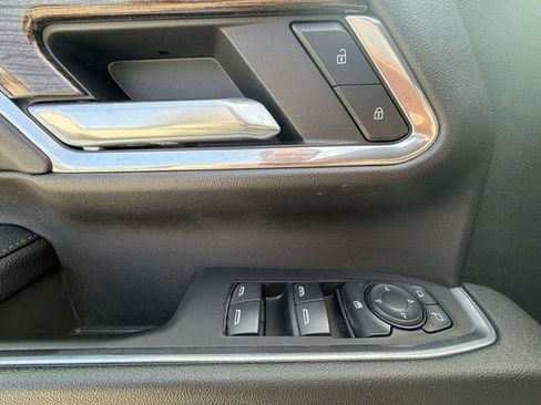 Used 2024 Chevrolet Silverado 2500 LT AWD/4WD image 18