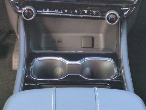 New 2026 Chevrolet Traverse LT w/ Driver Confidence Package image 19