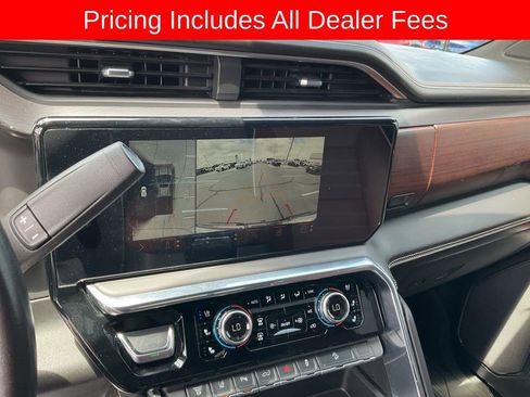Used 2024 GMC Sierra 2500 Denali Ultimate AWD/4WD image 13