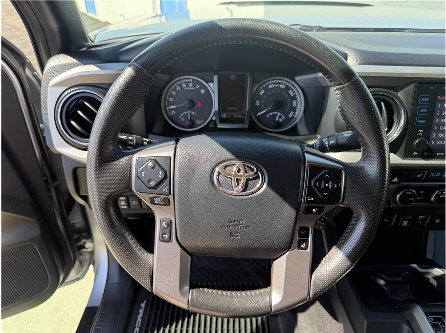 Used 2019 Toyota Tacoma Limited AWD/4WD image 28