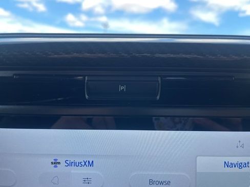 New 2025 Ford F150 Lariat w/ Equipment Group 502A High image 59