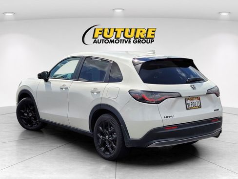 Used 2024 Honda HR-V Sport image 6