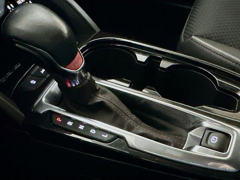 Used 2022 Chevrolet TrailBlazer RS w/ Technology Package image 17