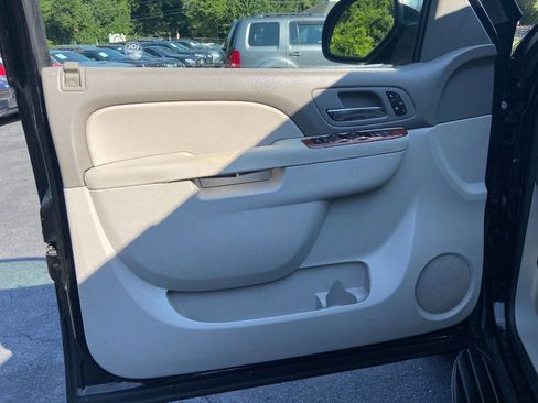 Used 2013 Chevrolet Tahoe LT w/ Luxury Package image 22