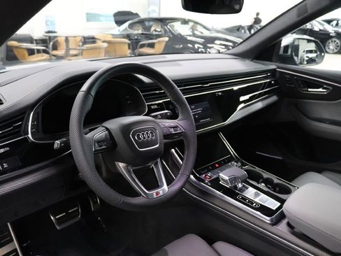 Used 2024 Audi SQ8 Prestige w/ Prestige Package image 11