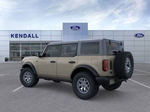 New 2025 Ford Bronco Badlands AWD/4WD image 4