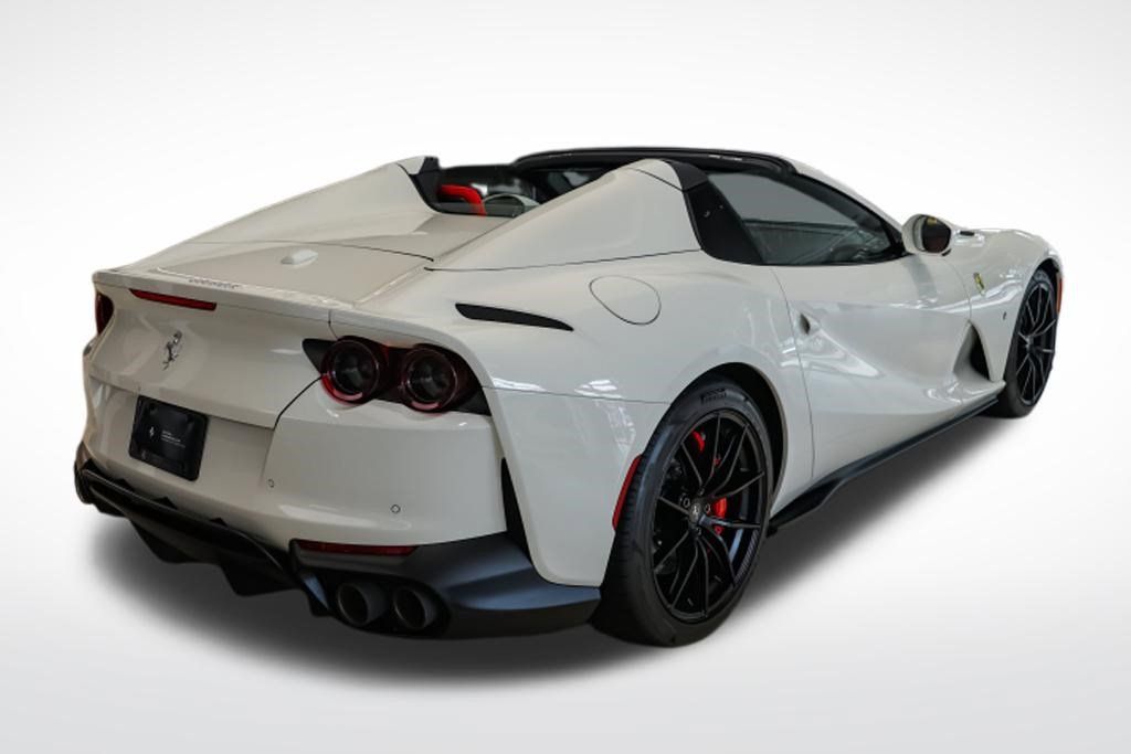 Used 2021 Ferrari 812 GTS RWD image 5