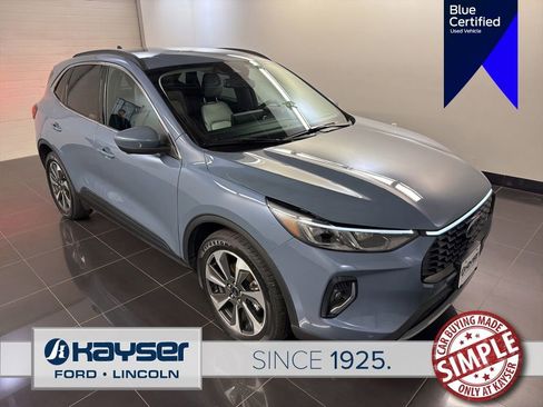 Certified 2023 Ford Escape Platinum AWD/4WD image 1