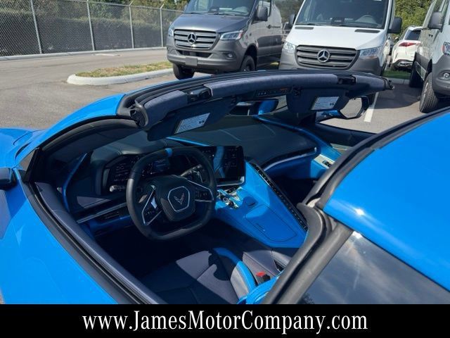 Used 2024 Chevrolet Corvette Stingray Premium Cpe w/ Z51 Performance Package RWD image 21