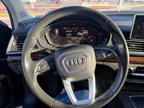 Used 2018 Audi Q5 2.0T Premium Plus w/ Premium Plus Package AWD/4WD image 11