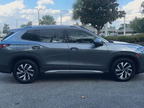 New 2025 Volkswagen Tiguan S image 9