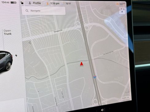 Used 2018 Tesla Model 3 Long Range AWD/4WD image 22